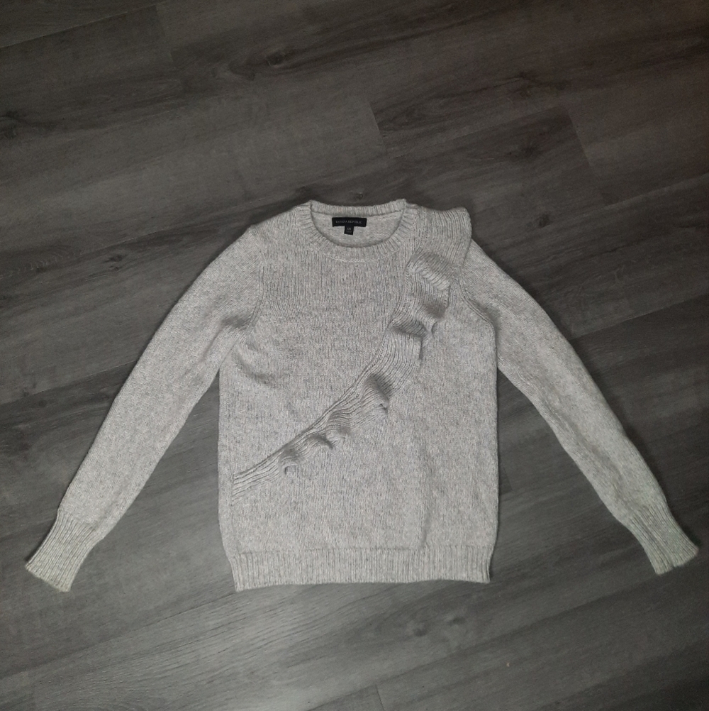 Banana Republic Ruffle Front Crewneck Sweater - Picture 2 of 6
